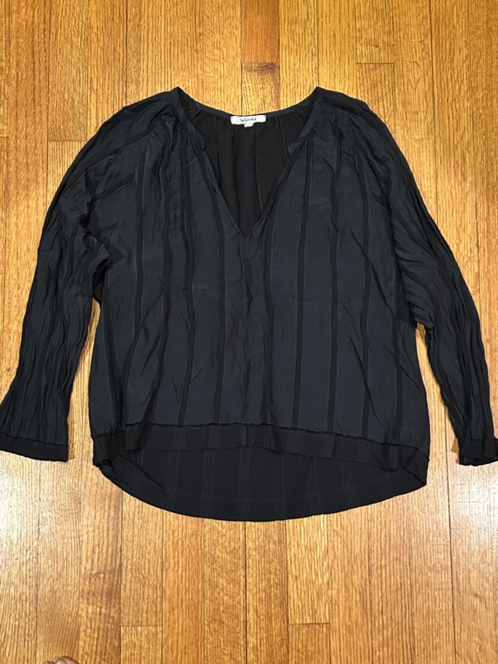 Splendid Black V-Neck Textured Long-Sleeve Crop Top
